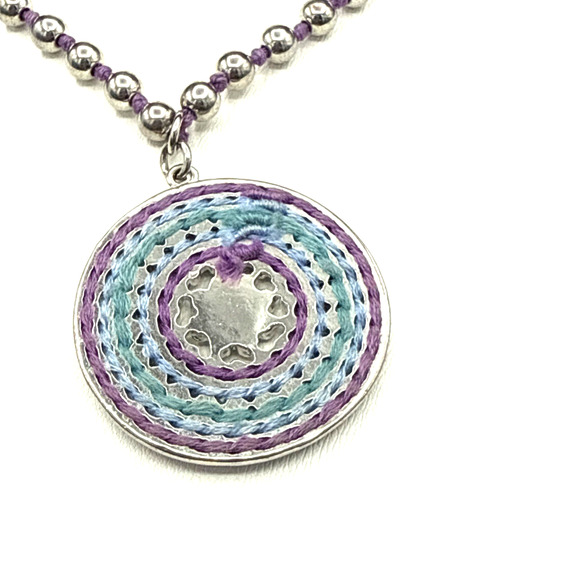 Jessica Simpson Necklace 19 in Pave Crystal Medallion Purple Blue Silver Tone - Picture 3 of 5